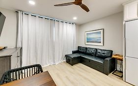 Corpus Christi Surfside Suite With Beach Access!