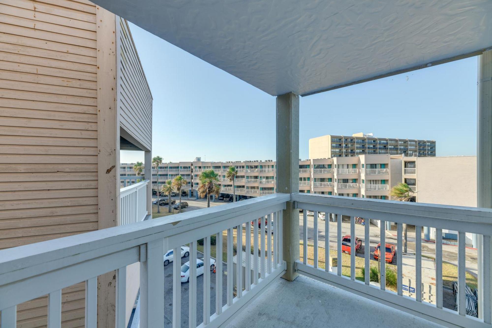 Corpus Christi Surfside Suite With Beach Access! Exterior photo